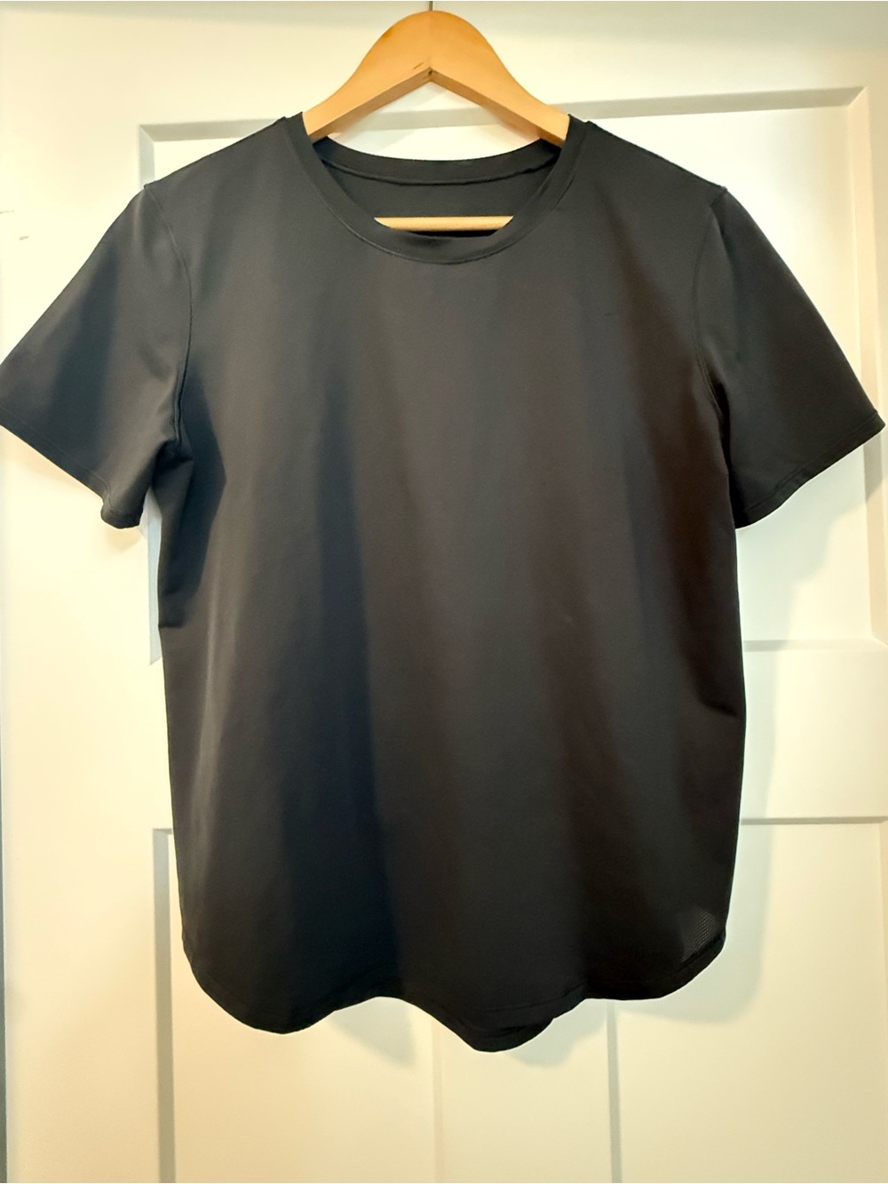 lululemon athletica Short Sleeve Tech Tee in Black